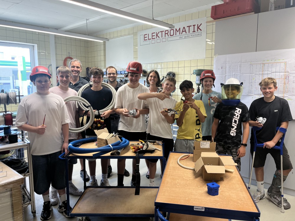Betriebsbesichtigung%20bei%20Elektromatik%20AG