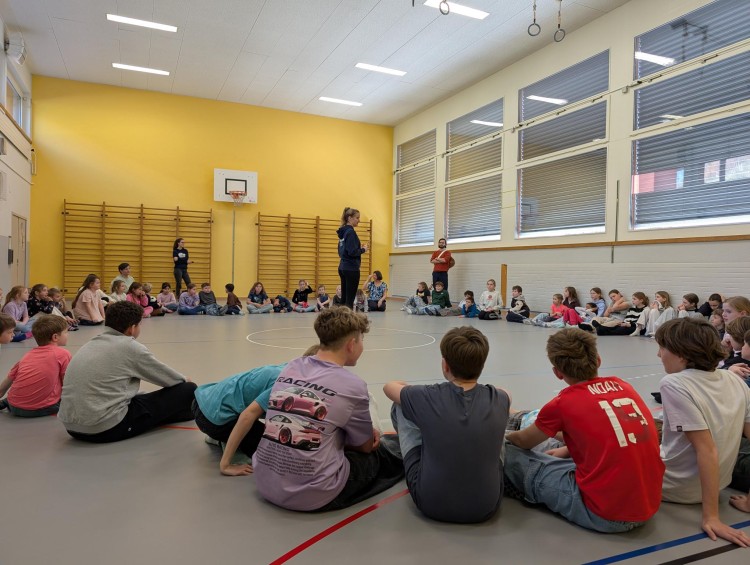 Start%20in%20der%20Turnhalle